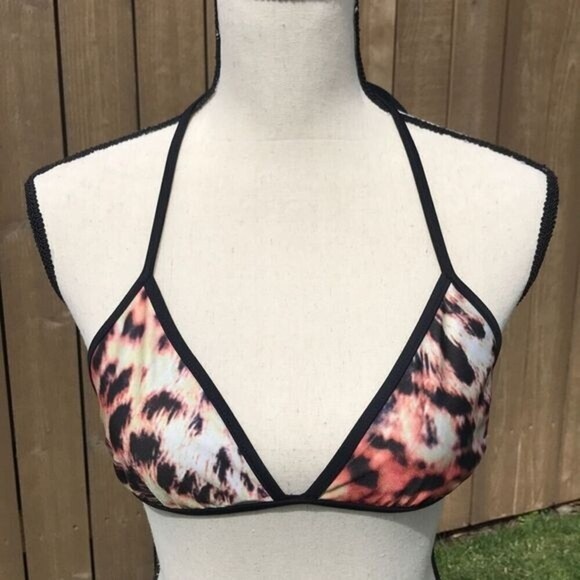 Wildfox Other - Wildfox Cheetah Print Reversible String Bikini Top Women's Size Medium